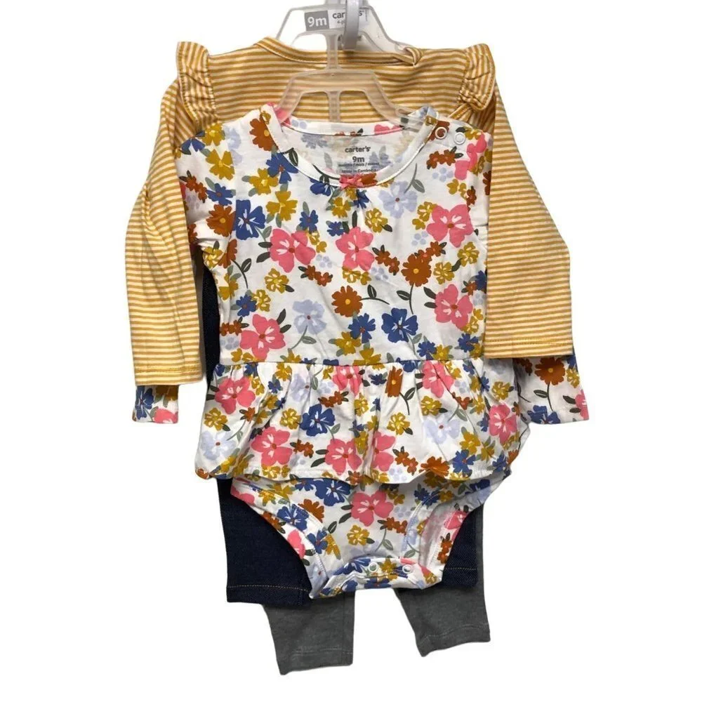 CARTERS Baby Girls Bodysuit and Pants, 4 Piece Set  SIZE‎ 18 MOS new with tag